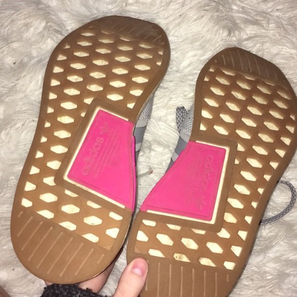 adidas nmd R2 - Picture 2 of 4